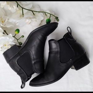 Steve Madden Black Ankle Boots